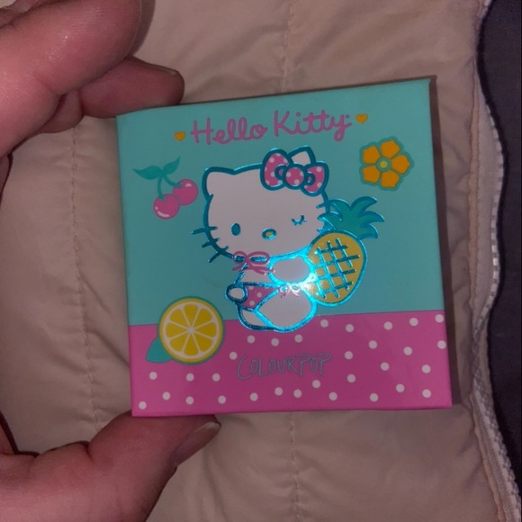 colourpop x hello kitty “aloha honey” blush - Picture 5 of 12